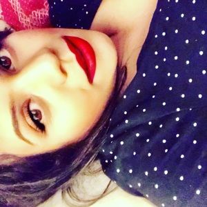 Meet your Posher, Fariha